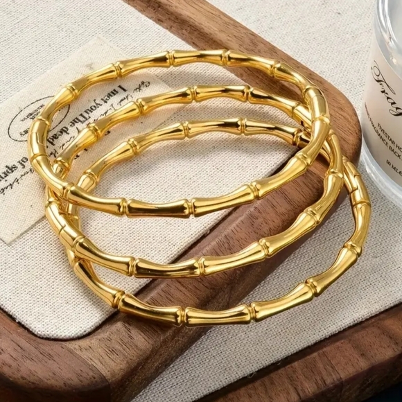 18 KT Gold Over Titanium Bamboo Bangle Set - Picture 2 of 3